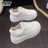 Sapatos Brancos Plataforma Solado Grosso Couro Genuíno Feminino Outono 2026 Novos Versáteis Casuais Aumentadores de Altura Sapatos Femininos Casuais Esportivos Sapatos de Skate