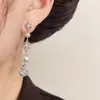 Brincos de Franja com Bola de Pérola e Zircônia Versáteis de Luxo Leve de Alta Qualidade para Mulheres, Brincos Personalizados Exquisitos da Moda Super Brilhantes Atacado