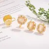Brincos pequenos de pérola com pedra olho de gato de açúcar para mulheres, brincos de luxo leve, de alta qualidade, delicados, únicos, de nicho, versáteis para o dia a dia