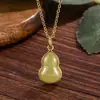 Nuevo colgante de calabaza de jade sintético estilo chino para mujer, collar de jade Hetian, diseño de nicho versátil de lujo ligero, exquisito, con un toque de alta gama, cadena para la clavícula