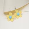 Pendientes de flores de acrílico con contraste de colores, frescos y dulces, de estilo japonés y coreano, bonitos y modernos pendientes de verano, accesorios para las orejas.