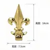 Accesorios decorativos para barandilla de valla de puerta de acero inoxidable de producción propia punta de pistola cuadrada europea punta de pistola de cuerno