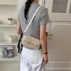 Bolso Pequeño Cuadrado Retro de Moda para Mujer Modelo Nuevo 2026 Bolso Cruzado de Alto Valor para Joven Bolso de Hombro Simple Versátil para Mujer