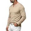 Camiseta base de punto acanalado elástico resistente para hombre, manga larga, cuello en V Henley, retro, simple, tipo chico duro, transfronteriza europea y americana, otoño e invierno