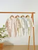 Mameluco de mariposa para recién nacido de cuatro estaciones, mameluco sin costuras de algodón puro para primavera y otoño, mameluco para bebé, ropa estilo monje para recién nacido, ropa para lactantes