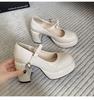 Zapatos de tacón alto blancos franceses de tacón grueso pequeño para mujer 2025 Nuevo verano punta redonda retro Mary Jane zapatos de piel pequeños