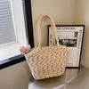 Bolsa de Palha Tecida Feminina Grande Capacidade 2025 Cesta de Legumes de Primavera Bolsa de Ombro Estilo Ocidental Estilo Simples Bolsa Tote para o Dia a Dia