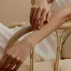 Set de Pulseras Transfronterizas Europeas y Americanas con Clips de Papel Apilados, Moderno, Ajustable, Pulsera Sencilla, Regalo Versátil para Mujer