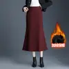 Saia sereia para mulheres, novo estilo outono e inverno, saia bodycon de cintura alta, saia elegante de comprimento médio, saia feminina que afina e com forro de fleece