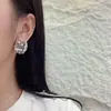 Novos Brincos de Grade Estilo Chinês para Mulheres, Design de Nicho de Luxo Leve, Temperamento Artístico Retrô de Alta Qualidade, Brincos de Tarraxa Elegantes