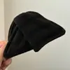 Presilha de Garra Triangular com Concha de Cetim Estilo Francês, Acessório de Cabelo Versátil de Alta Qualidade e Tendência para a Parte de Trás da Cabeça