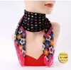 Bufanda cuadrada pequeña transfronteriza pañuelo para la cabeza mujer bufanda al por mayor bufanda moda bufanda simple para el trabajo bufanda para el cuello
