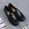 Sapatos de Chuva Baixos Moda Feminina Adulto Antiderrapante Impermeável Boca Rasa Galochas Limpeza de Cozinha Sapatos Aquáticos Baixos Conjunto de Botas de Cola