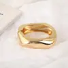 Joyería Transfronteriza Europea y Americana, Accesorios de Mano de Aleación de Lujo Ligero, Pulseras Irregulares, Accesorios para Mujer, Puestos de Joyería, Venta al por Mayor de Joyería