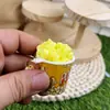 Mini Copo de Pipoca Simulado, Copo de Serragem de Madeira, Artesanato de Plástico, Brinquedos de Comida, Chaveiro, Pequeno Pingente, Brinde Corporativo