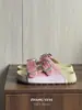 Sandalias de Terciopelo Estilo Coreano con Suela Gruesa y Hebilla Cuadrada para Mujer, Nuevas de Verano 2026, Antideslizantes para Exteriores, Planas, de Vacaciones, Pantuflas Estilo Birkenstock