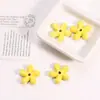 Flor de Cinco Pétalos INS Fresca Cuentas de Cerámica Agujero Recto Flor para Ensartar Cuentas Sueltas Accesorios para Colgante de Cadena de Teléfono Hecho a Mano DIY