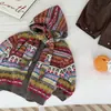 Cárdigan de punto jacquard Fair Isle para niña 2026 Otoño/Invierno Nuevo Sudadera con capucha para bebé Niñas Versátil Moderno