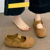 Sapatos Mary Jane Retrô de Camurça com Solado Grosso Feminino 2026 Outono Novos Sapatos Rasos Versáteis para Combinar com Saias Mocassins