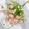 20 crisantemos silvestres artificiales pequeños para decoración de hogar moderno, frescos y elegantes, adecuados para la decoración de la pared del fondo del sofá de la sala de estar, flores artificiales nuevas al por mayor