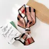 Novo Lenço Longo de Seda para Mulheres na Primavera, Outono e Verão, Lenço de Pescoço Estampado, Pequeno Lenço Decorativo Moderno e Versátil