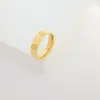 Anillo de Acero de Titanio con Cielo Estrellado de Moda y Exquisito, Estilo de Diseñador, Resistente al Agua y al Sudor, Popular en Línea, Superventas Transfronterizo Europeo y Americano