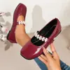 2026 Novos Sapatos Rasos Casuais de Tamanho Grande com Saia, Fechamento em Velcro, Sapatos de Couro com Pérolas para Primavera e Outono, Sapatos Mary Jane para Mulheres