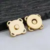 Broche Magnético Botón de Presión Invisible Flor de Ciruelo Cosida a Mano Hebilla Magnética para Bolsos y Chaquetas Accesorios Metálicos DIY Cosido a Mano