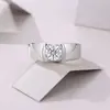 Anillo de Moissanita para Hombre Plata de Ley S925 Chapado en Platino No se Desvanece en Stock Anillo al por Mayor Lujo Ligero de Gama Alta