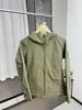 ¡Funcionalidad Urbana! ¡Fresco y elegante! Chaqueta Ligera, Transpirable y Casual con Capucha para Actividades al Aire Libre, Adecuada para Exportación. 8898