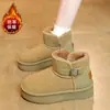 Botas de neve femininas com sola grossa, novo estilo inverno 2026, casuais, que aumentam a altura, botas curtas, forradas com fleece, espessadas para aquecimento, sapatos de algodão estilo nordestino