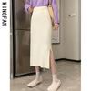 Nueva Falda de Punto Elegante de Longitud Media con Abertura para Mujer, Temporada Primavera y Otoño, Cintura Alta y Cadera Tejida, Falda de Corte A Adelgazante