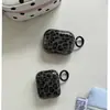 Estojo estiloso para AirPods 5ª geração Bluetooth, estilo coreano, estampa de leopardo doce e cool, também compatível com AirPods Pro 3
