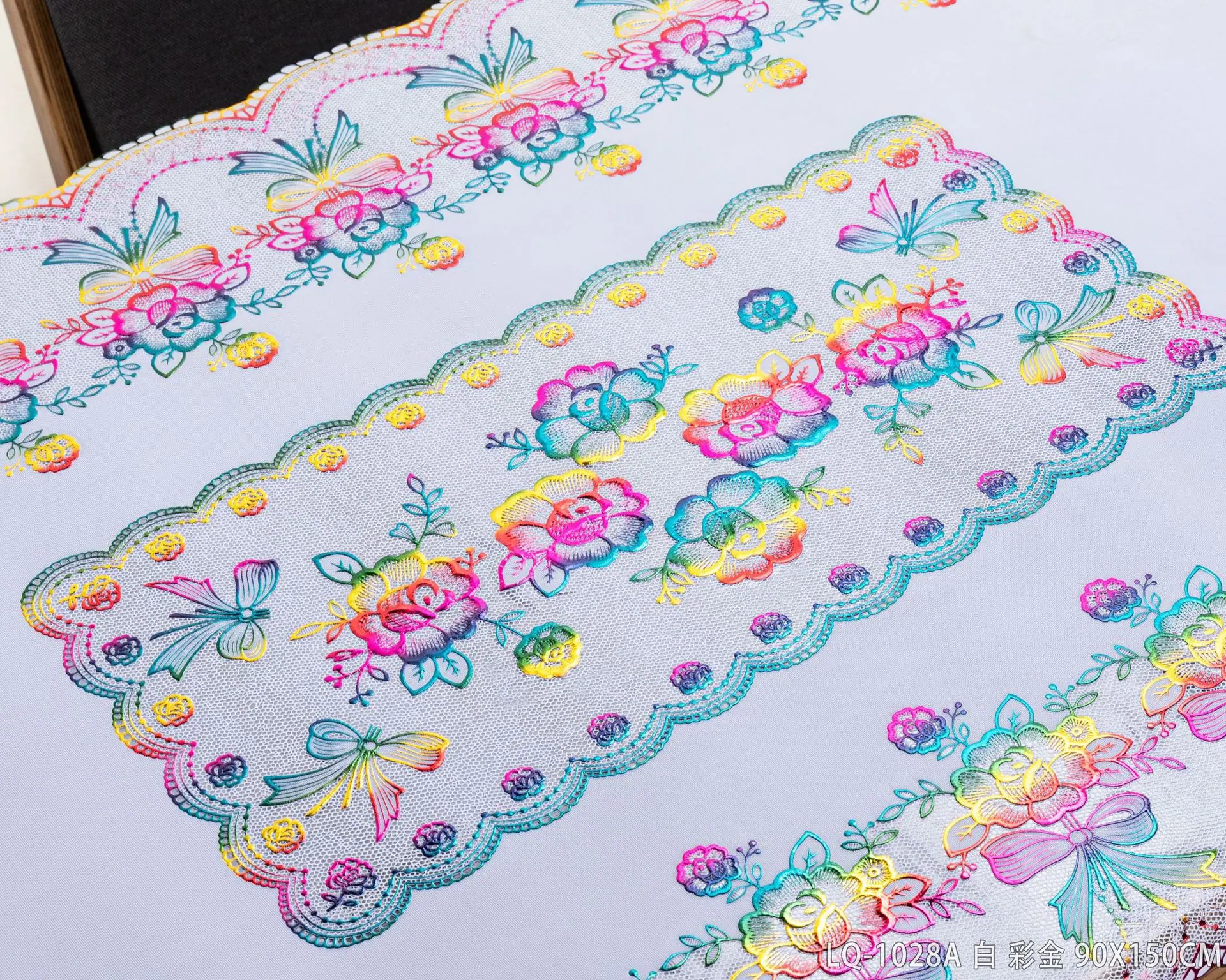 LQ-1028A 白 彩金 90X150CM (4)