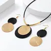 Collar y pendientes de moda transfronterizos TEMU más vendidos con colgante de disco grande, únicos y extravagantes, con un tacto de alta gama y lujoso, diseño de colgante largo