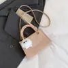 Bolso de Mano Pequeño Simple y Elegante para Mujer, Nuevo Estilo Coreano de Verano 2026, Bolso Cruzado de Nicho, Bolso Cuadrado Pequeño de Hombro para Viajes Diarios