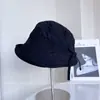 Sombrero de Pescador Simple con Lazo Estilo Japonés para Mujer, Sombrero Cubo de Invierno Ligero y Cálido, Elegante Sombrero de Tela Versátil de Moda