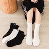 Meias de cano médio femininas jk preto e branco orelha de madeira meias femininas cor sólida meias de felpa enrolada casuais meias pretas meias de primavera e outono para estudantes