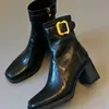 Versión de Piel de Vaca ~ Botines de Tacón Alto para Mujer Otoño e Invierno 2025 Nuevos Botines de Punta Cuadrada para Personas Bajitas Botas Gruesas Francesas de Tacón Delgado