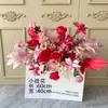 Arranjos de Flores Prontos para Decorações de Casamento, Flores Artificiais Recomendadas pelo Xiaohongshu para Celebrações de Primeiro Aniversário, Banquetes de Noivado e Decoração de Quarto de Casamento