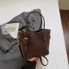 Bolso de Mano Estilo Coreano para Mujer 2025 Invierno Nueva Moda Retro Bolso de Hombro Bolso Cruzado para el Trabajo Bolso Cubo Simple