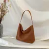 Bolsa de Veludo Camurçado Feminina Retrô Merade 2026 Outono/Inverno Bolsa Tote para o Dia a Dia Grande Capacidade Sensação Relaxada Preguiçosa Bolsa de Ombro Único