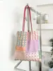 Bolso de Hombro Floral de Doble Cara Estilo Coreano Nuevo de Principios de Primavera, Bolso de Lona Versátil Fresco con una Sensación Brillante y Vibrante, Perfecto para Viajes y Fotos