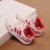 Tênis Feminino, Tênis Esportivo Infantil de Desenho Animado da Moda, Novos Modelos Primavera e Outono 2026, Tênis Casuais para Crianças Maiores, Tênis Branco para Estudantes