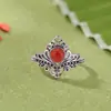 Yuebao Joyería Plata de Ley S925 Retro Ágata Roja Turquesa Cuentas Redondas Corona Anillo Envejecido Estilo Europeo Anillo de Dedo Personalizado