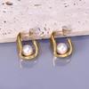Pendientes de acero de titanio chapados en oro de 18 quilates con forma de cuchara de viento transfronterizo E67 con perlas de imitación artificiales fundidas.