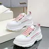 Zapatos de Lona de Alta Calidad 2025 Nuevos Tendencia Moda Plataforma de Suela Gruesa Aumentadores de Altura Zapatos de Papá Estilo Pareja