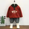 Malharia Infantil 2025 Nova Outono e Inverno Roupa de Baixo Infantil Menino Bebê Aconchegante Quente Malha para Usar por Baixo