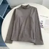 Camiseta de Polar Rayada de Cuello Alto Suave y Lisa, Engrosada y Cálida, Hecha de Terciopelo Alemán, Adecuada como Capa Base, Top Elegante y Juvenil