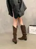 Botas de Salto Grosso Color Café Retro Coreano Outono Inverno Novas Botas de Cowboy Ocidentais Botas Femininas Cor Cáqui Botas Longas com Pelúcia